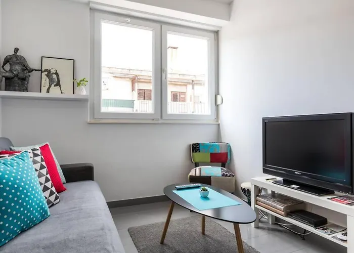 Banana Youth Apartament *