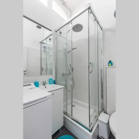 Banana Youth Apartament *